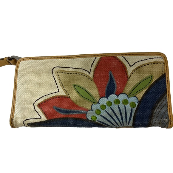 Relic Handbags - Relic Colorful Floral Canvas Wallet Zip Vegan Leather Marley 7.5 X 4